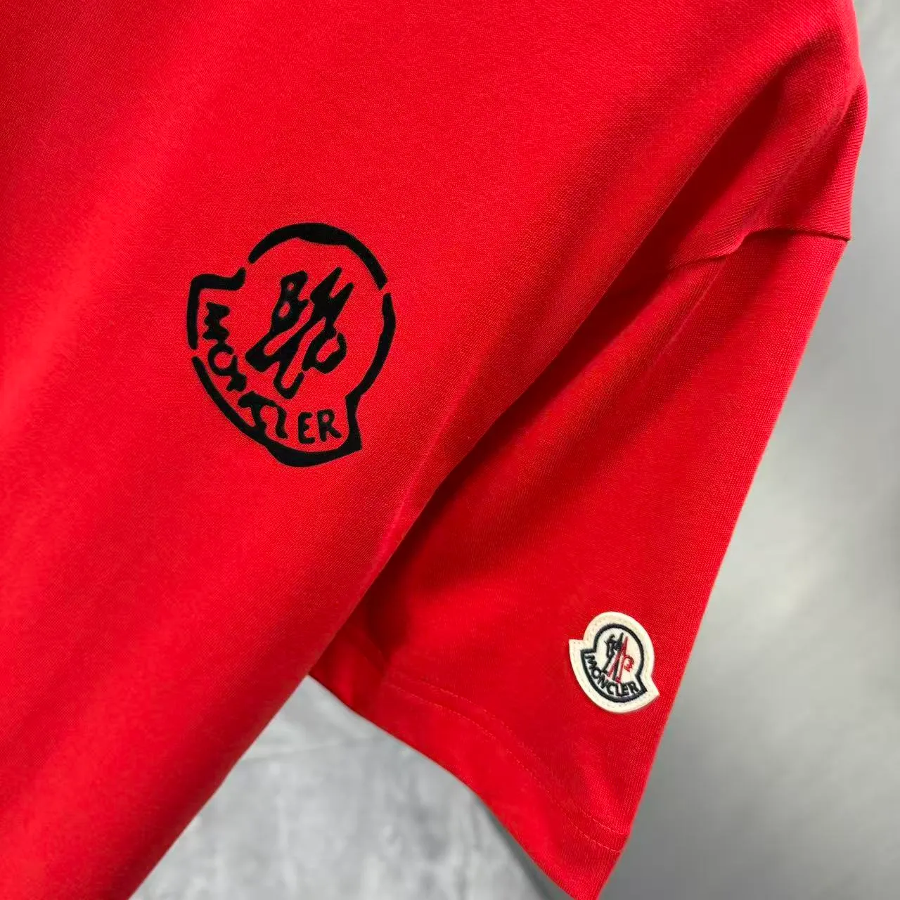 MONCL* * 2026 New Arrival T logo ：Black White Dark Blue Sizes：S M L XL XXL